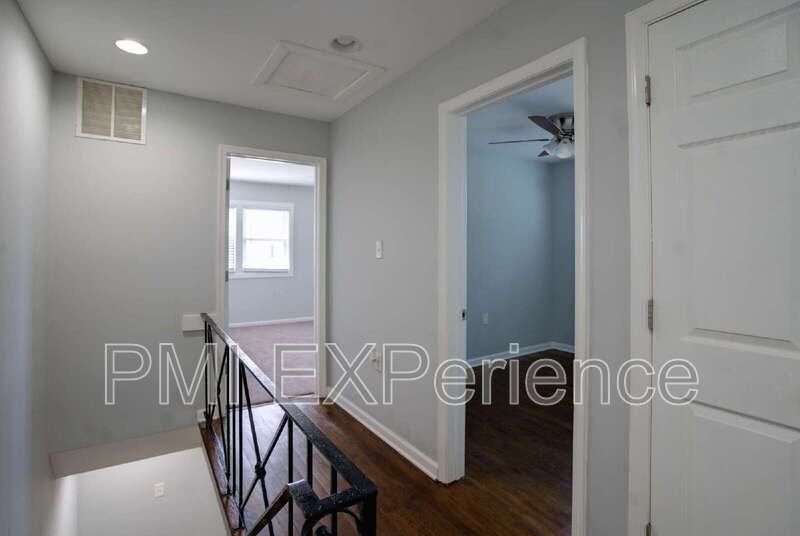 2304 Lakewood St - Photo 6 of 29