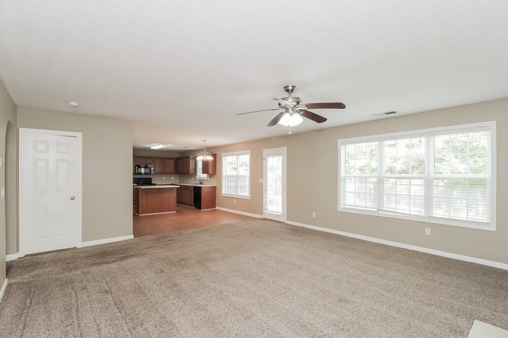 237 Overlook Dr - Photo 4 of 17