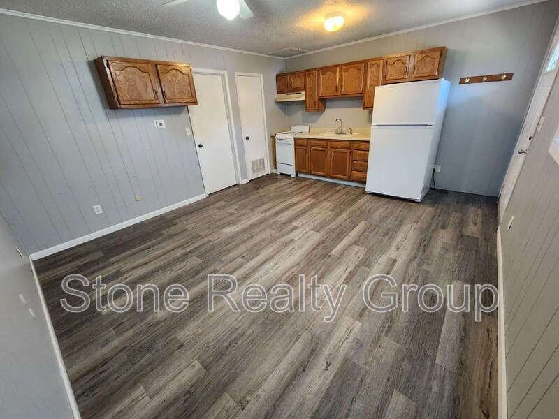 214 S 10th St #A - Photo 2 of 5