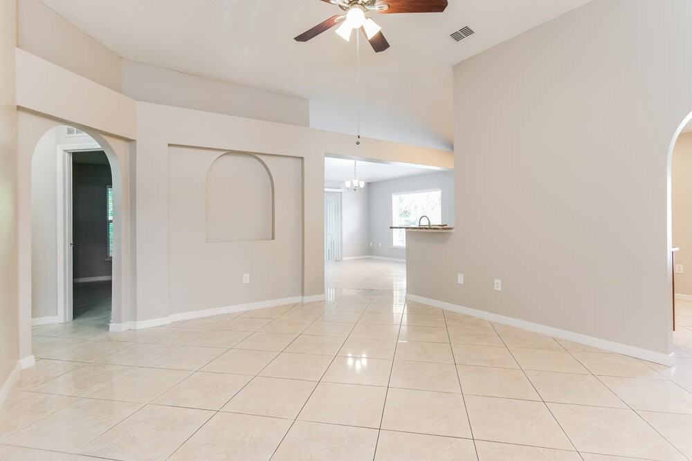 2989 Elbib Dr - Photo 4 of 16