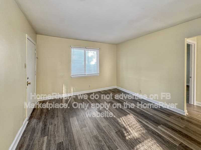 2413 Laurel St #A - Photo 7 of 18
