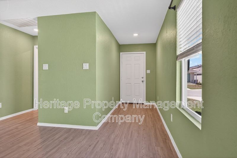 20326 Andesine Rdg - Photo 4 of 34