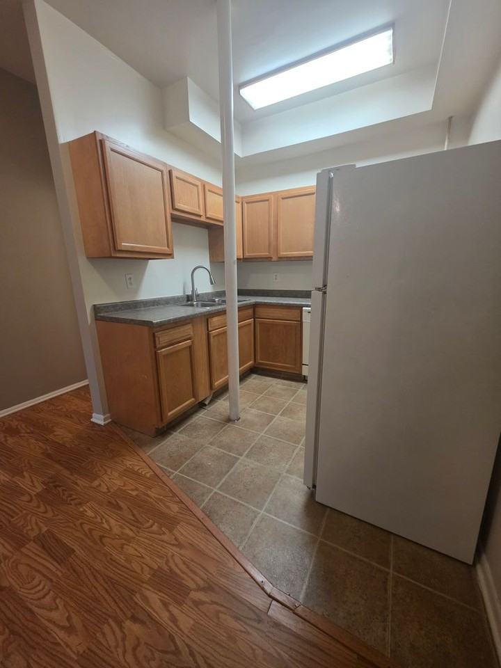 563 S 26th Ave Apartments - Photo 5 of 6