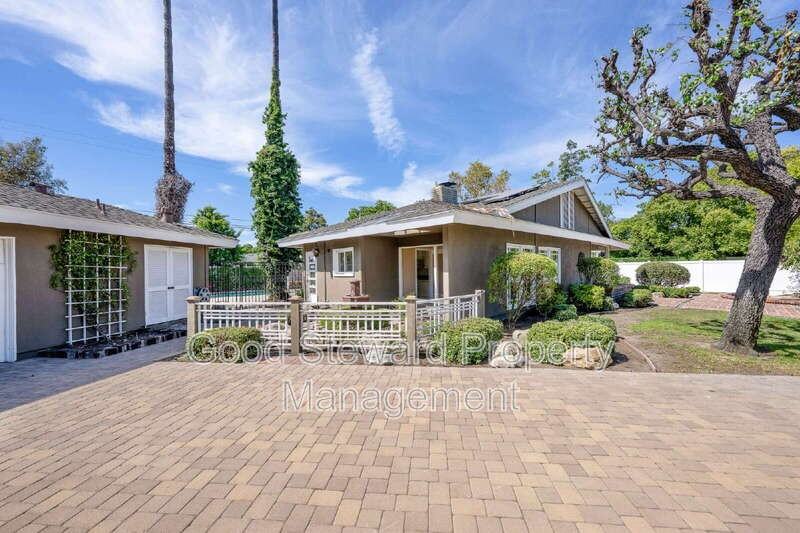 13532 Flint Dr - Photo 4 of 50