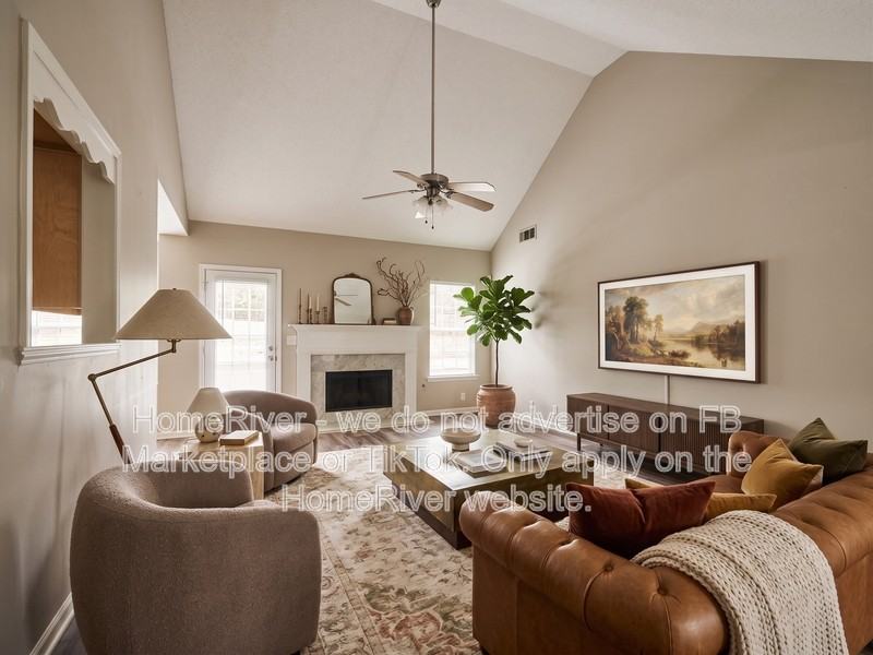 35 Chapman Way - Photo 2 of 23
