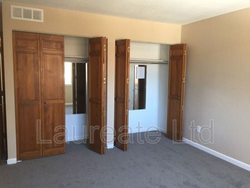 2072 S Oakland St - Photo 6 of 11