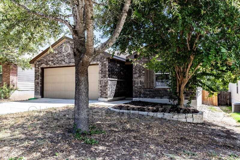 2218 York Bnd - Photo 3 of 33
