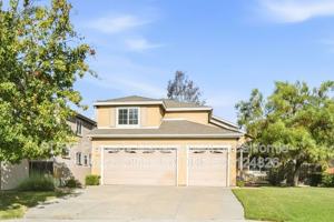 featured image of 1073 Princess Kyra Pl