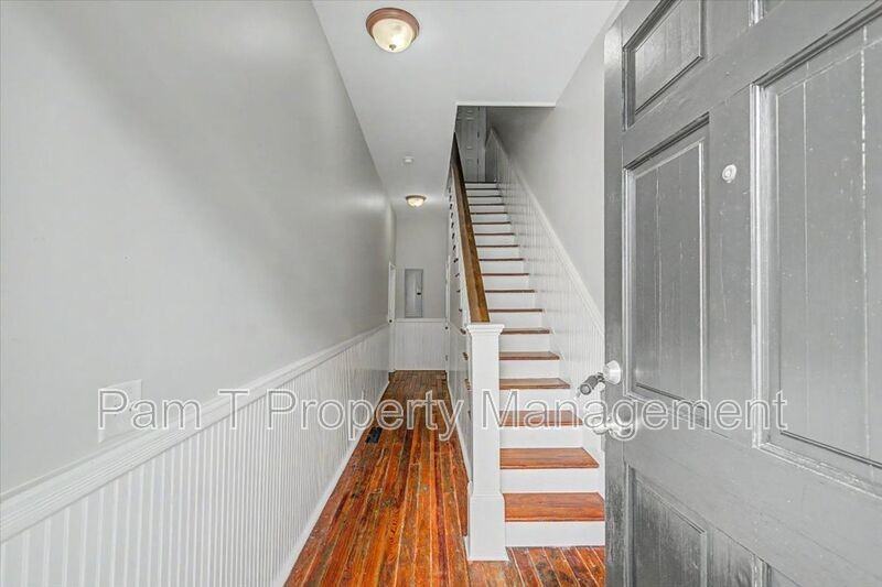 546 E Huntingdon St #A - Photo 4 of 17