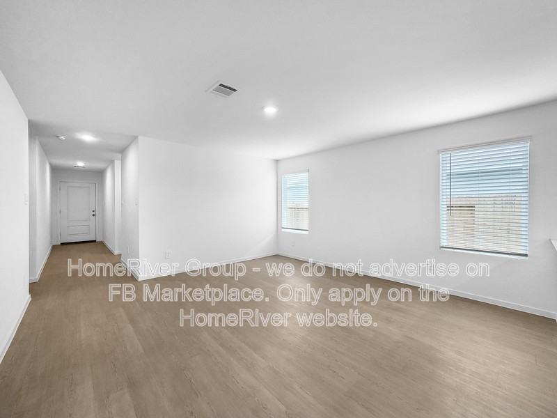 16480 Blossom Grove Dr - Photo 3 of 21