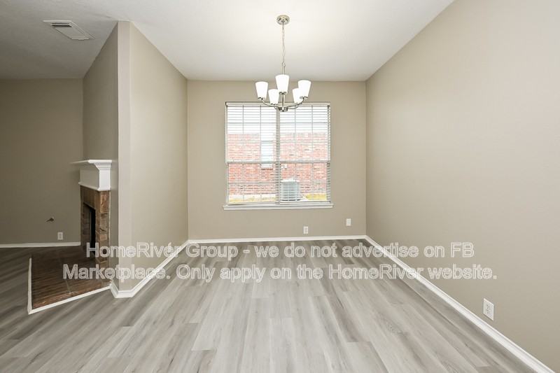 18722 Summer Anne Dr - Photo 4 of 22