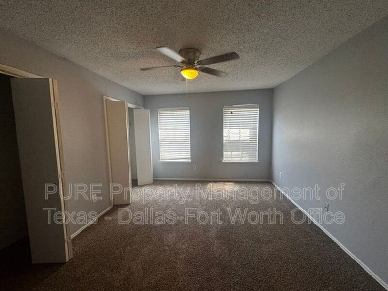 4004 W Pioneer Dr #124 - Photo 5 of 22
