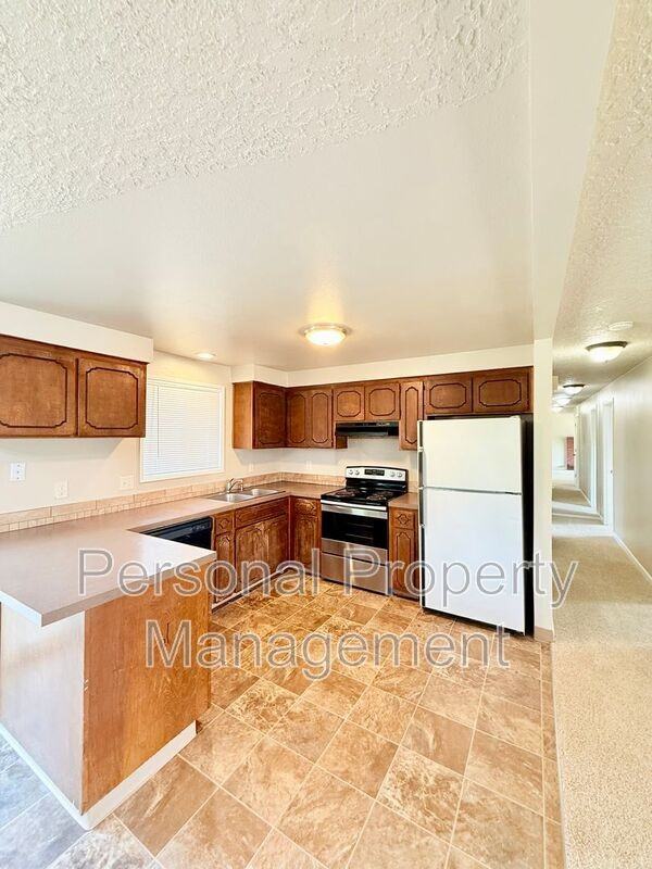 15204 Se 2nd Cir - Photo 7 of 23