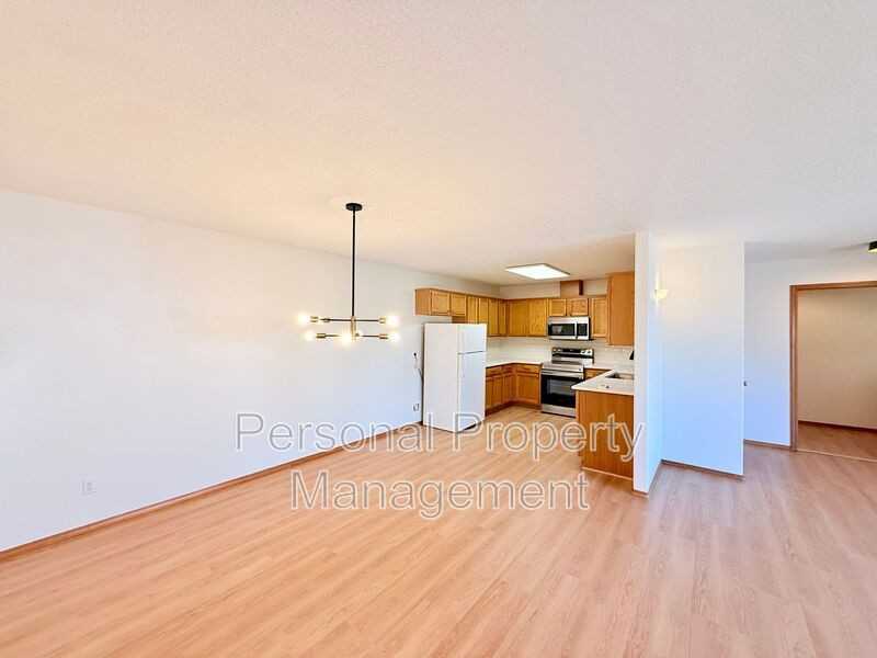 5011 Ne 129th Ave - Photo 5 of 20