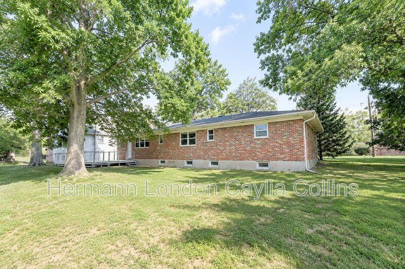 14479 Conway Rd - Photo 3 of 36