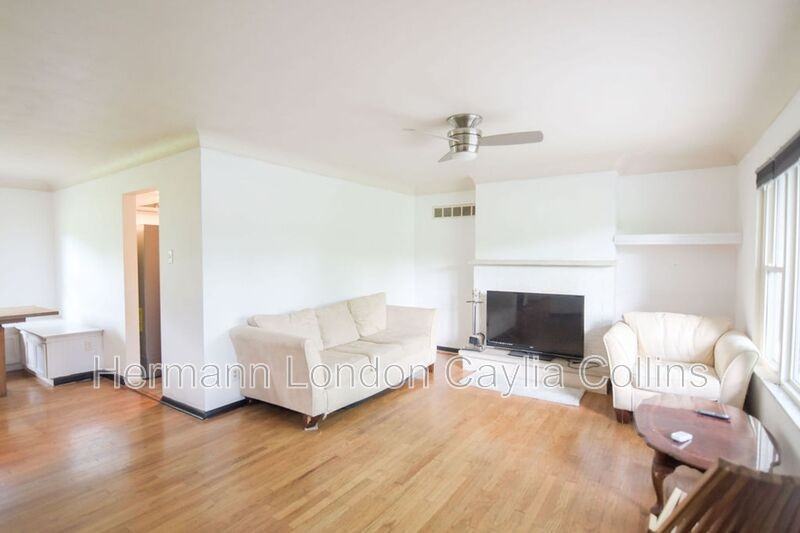 14479 Conway Rd - Photo 4 of 36