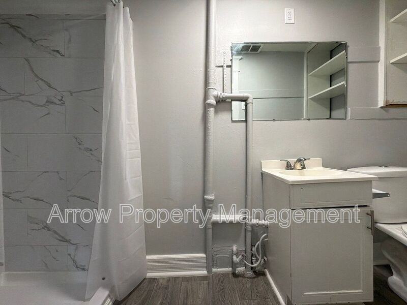 1341 D St #2 - Photo 6 of 17