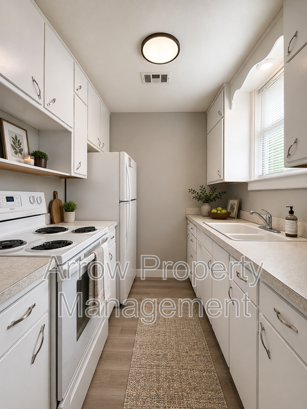 1100 S 25th St #3 - Photo 2 of 9