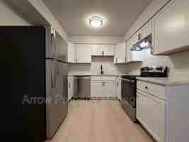 featured image of 515 W Saunders Ave #2