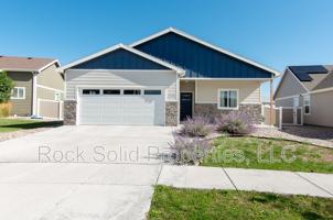 featured image of 1308 Rabbit Brush Trl