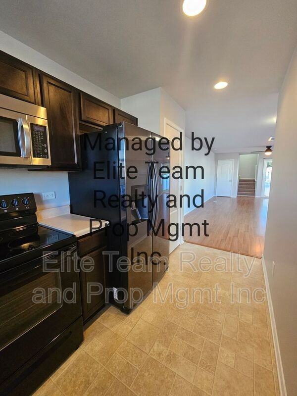 453 Hunters Dance Rd - Photo 2 of 22