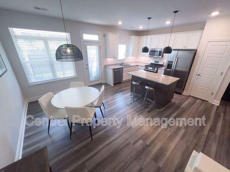 22 Camden Woods Trl - Photo 3 of 21
