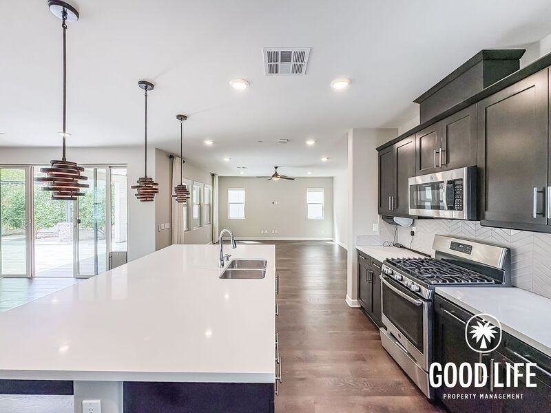 2912 Starry Night Dr - Photo 7 of 42