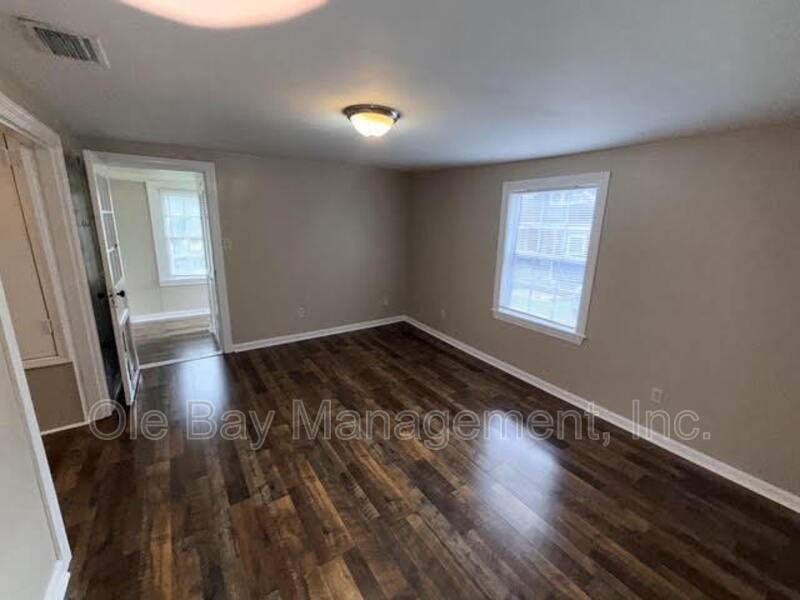 109 S Carlen St #C - Photo 2 of 16