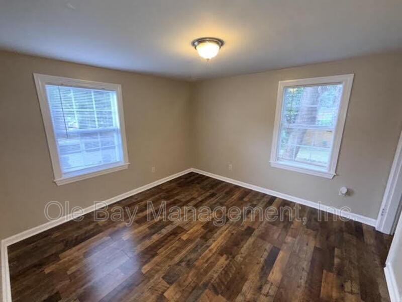 109 S Carlen St #C - Photo 4 of 16