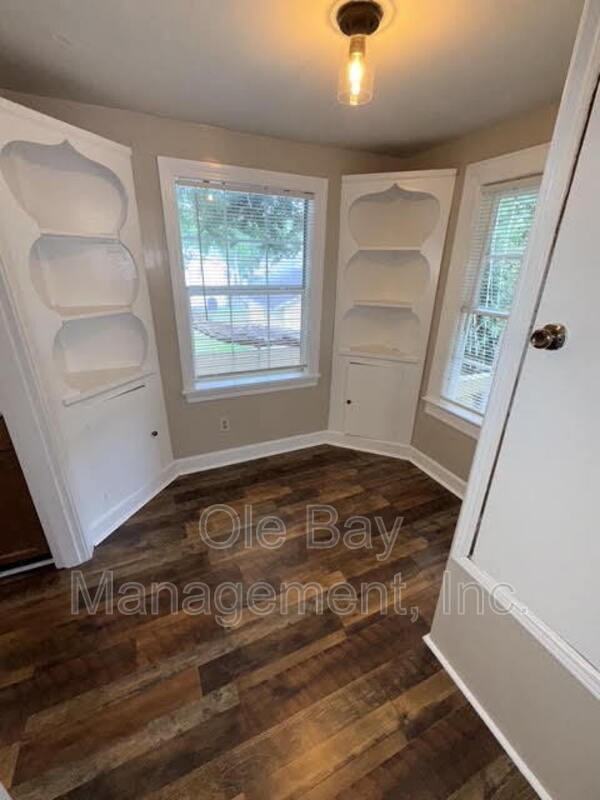 109 S Carlen St #C - Photo 5 of 16