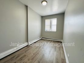 5657 W Washington Blvd #2S - Photo 1 of 1