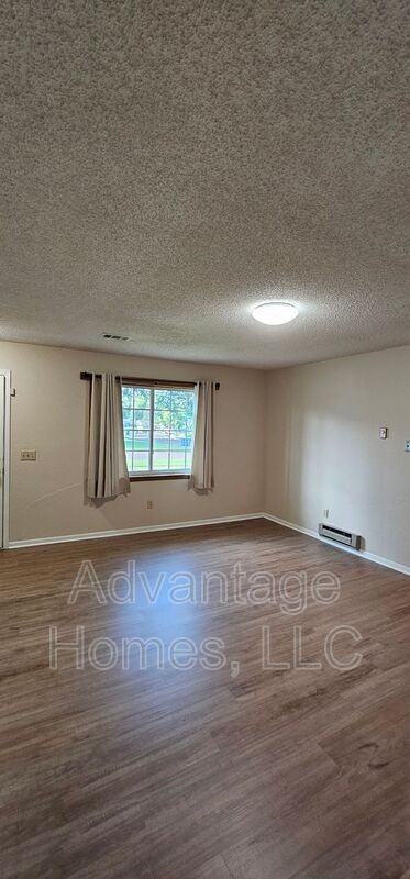 9926 W 88th Ter - Photo 4 of 33