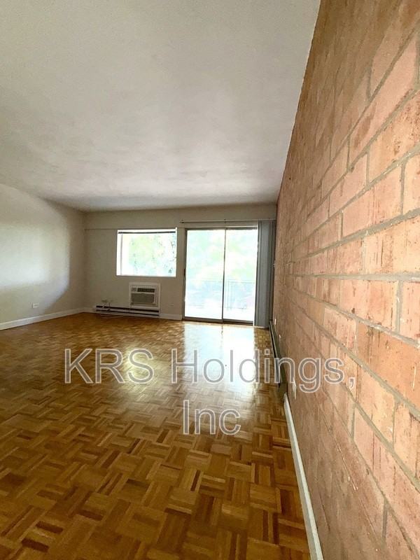 1800 Jefferson Park Ave #66 - Photo 5 of 9