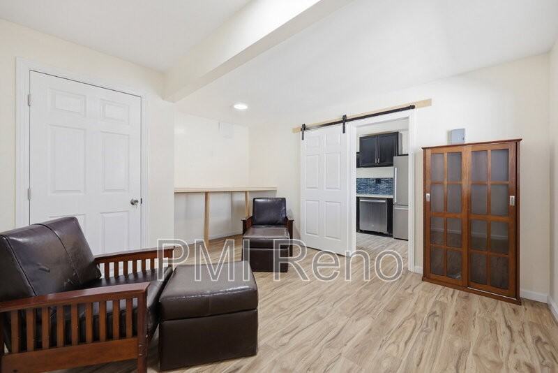 1515 N Carson St #2 - Photo 4 of 11