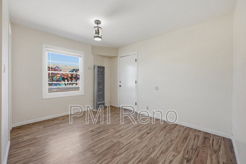 1515 N Carson St #2 - Photo 6 of 11