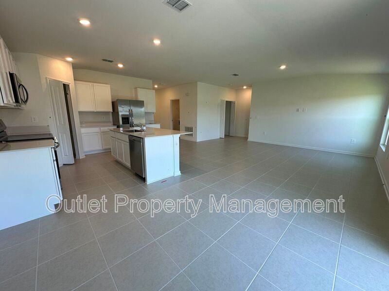 1917 Pine Meadows Golf Course Rd - Photo 7 of 28