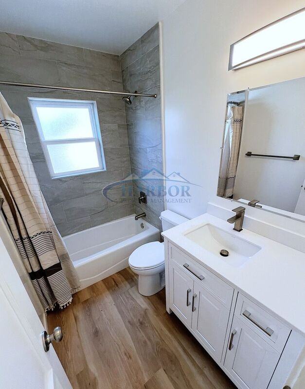 1382 W 26th Pl - Photo 2 of 14