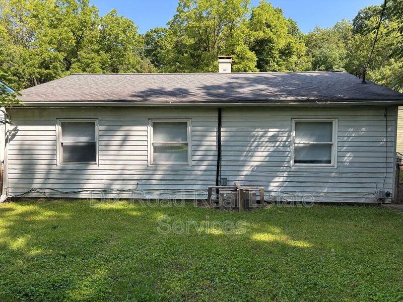 4201 Brunswick Ave - Photo 3 of 18
