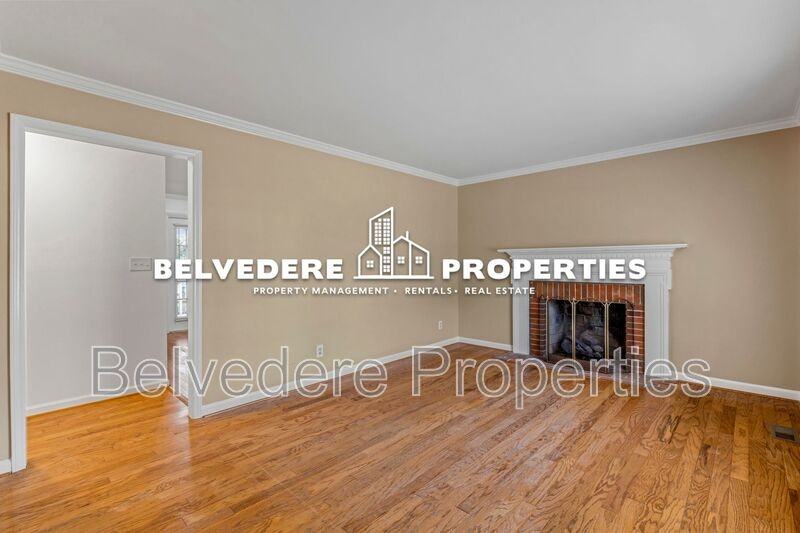 8 Barrett Pl - Photo 5 of 30