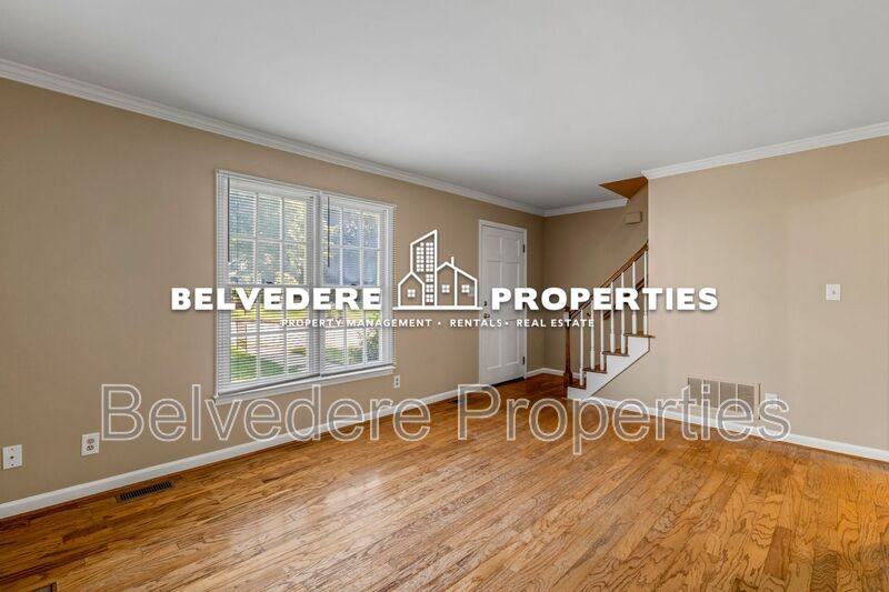 8 Barrett Pl - Photo 7 of 30