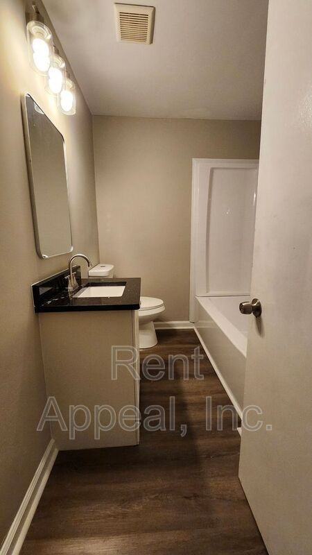 1664 Barrett Dr Nw - Photo 4 of 9