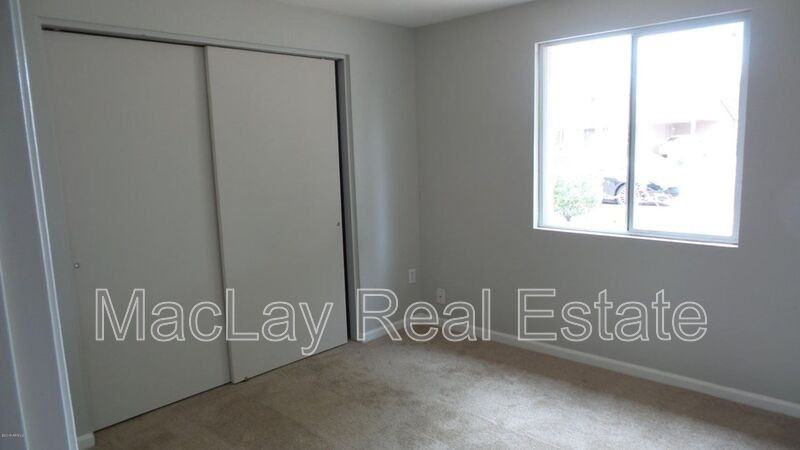 3525 E Hearn Rd - Photo 2 of 8