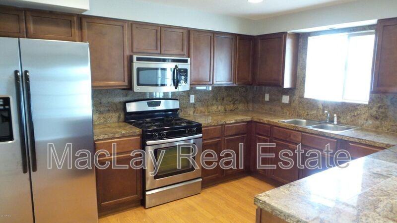 3525 E Hearn Rd - Photo 3 of 8