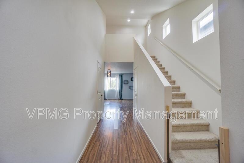 11705 Ne 131st Pl - Photo 3 of 28