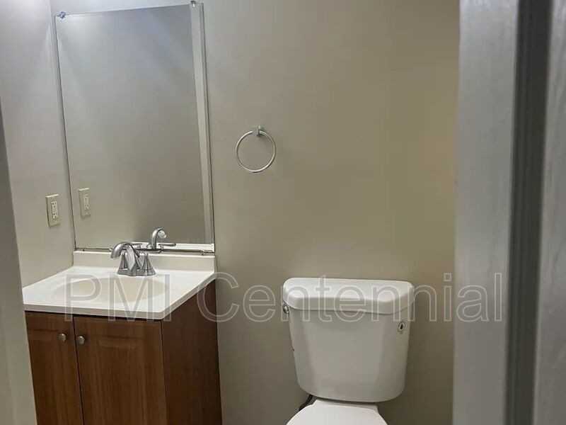 3543 Hopkins Ct - Photo 7 of 14