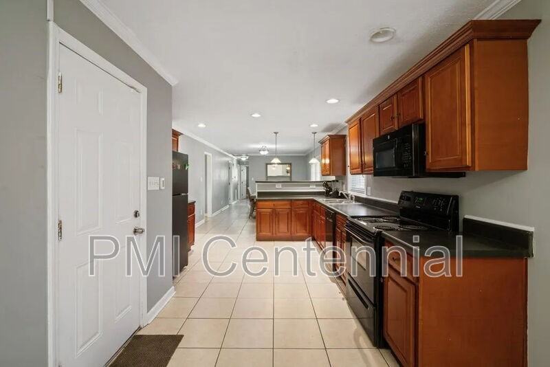 6991 Factory Shoals Rd - Photo 3 of 11