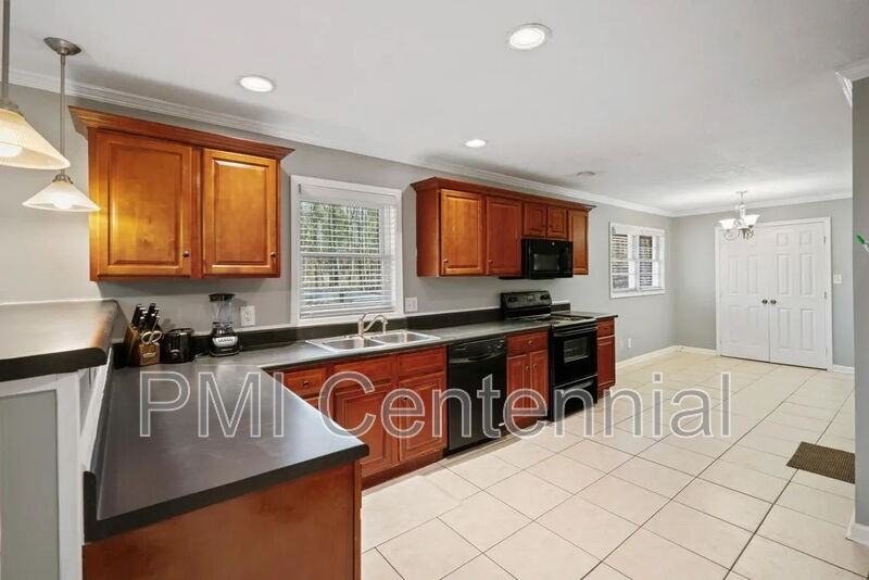 6991 Factory Shoals Rd - Photo 4 of 11