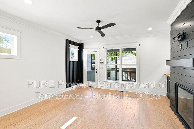 2728 Herman St #B - Photo 6 of 16
