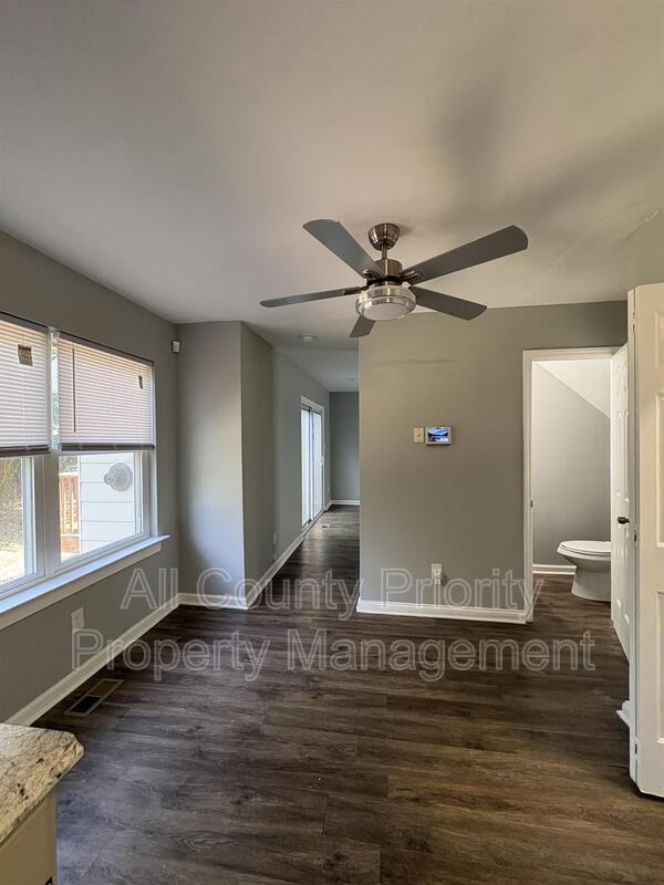 4220 Loch Harbour Ln #4220 - Photo 6 of 14