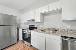 featured image of 1045 S Happy Hollow Rd #7